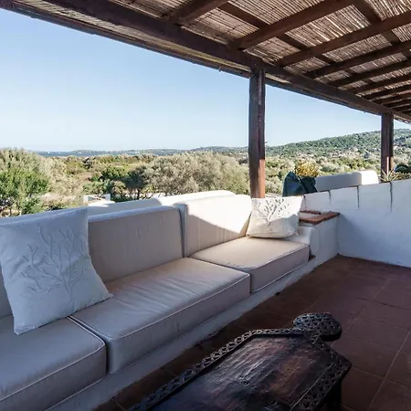 Panoramic Attic With Pool Near Costa Smeralda Apartman *