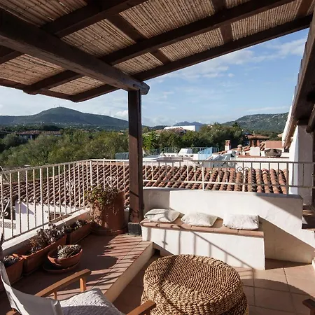 Appartement Panoramic Attic With Pool Near Costa Smeralda *